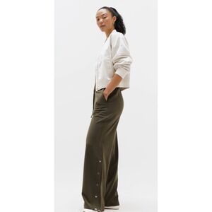 Athleta Womens Olive Green Wide‎ Leg Snap Button Side Pants 767531-03 Size M